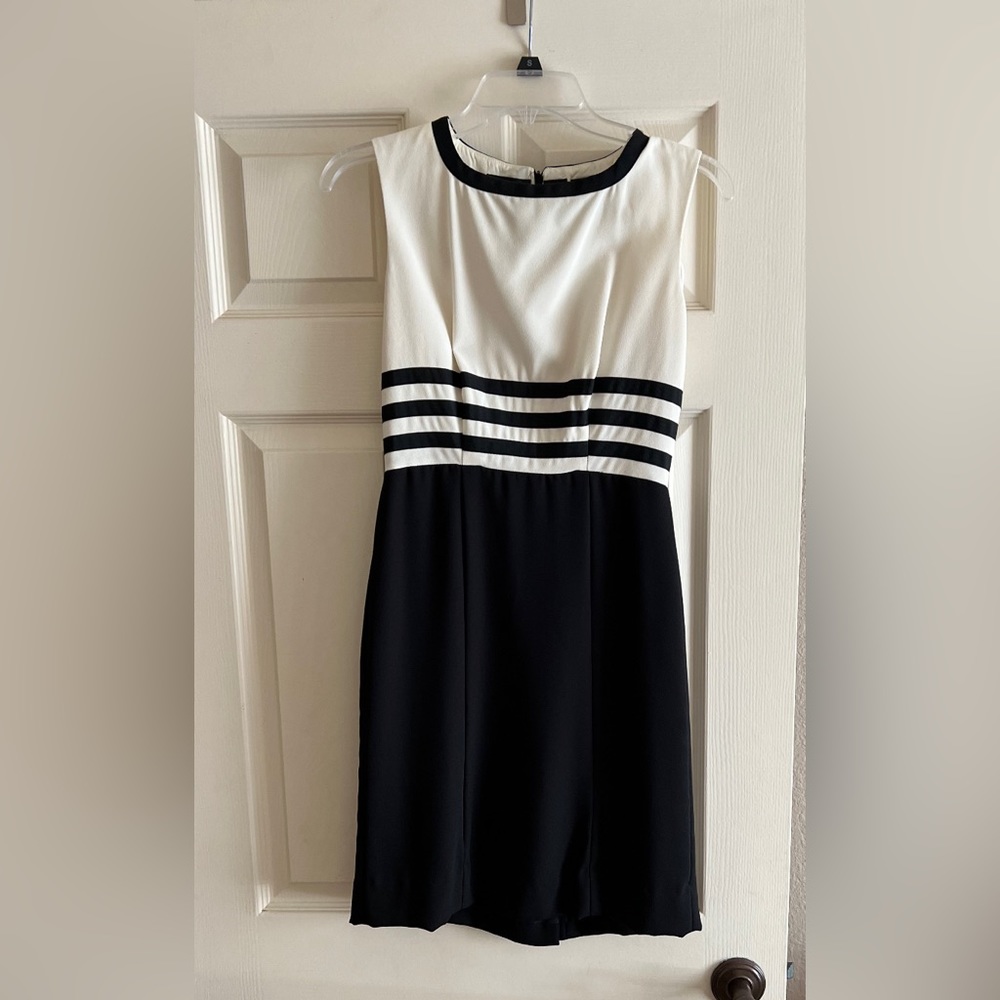 Liza Claiborne dress. Size 6P